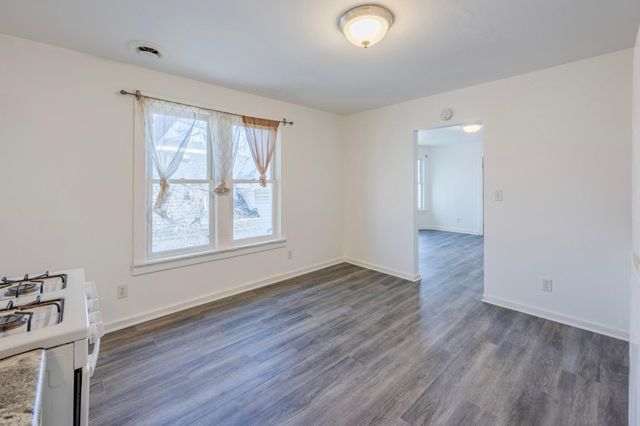 585 Sherburne Avenue, Saint Paul, MN 55103