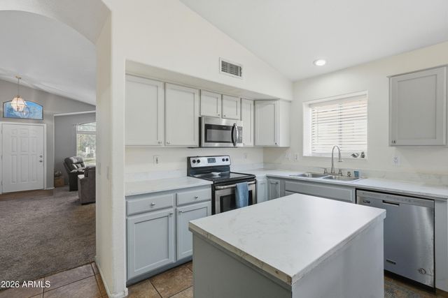 2633 N 109TH Avenue, Avondale, AZ 85392