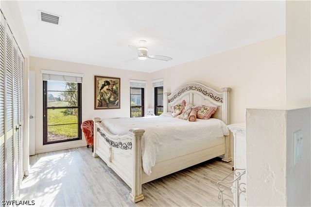 4139 Lakewood BLVD E2, Naples, FL 34112