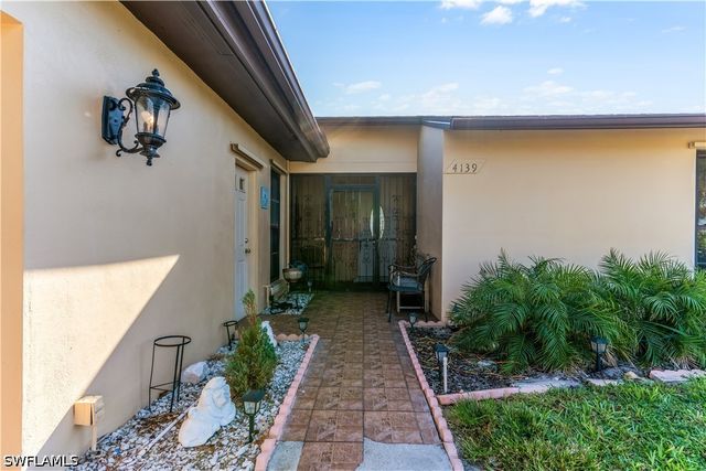 4139 Lakewood BLVD E2, Naples, FL 34112