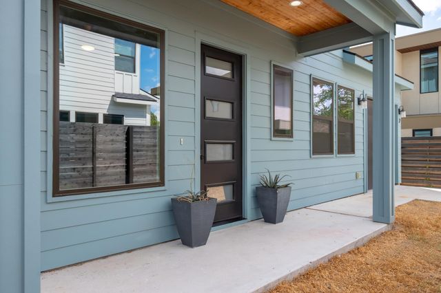 2907 Kuhlman Ave 2, Austin, TX 78702