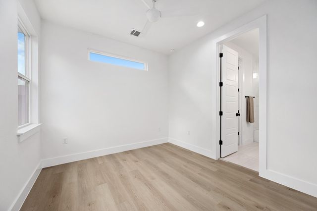 2907 Kuhlman Ave 2, Austin, TX 78702