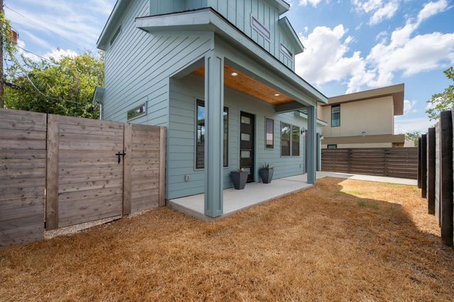 2907 Kuhlman Ave 2, Austin, TX 78702
