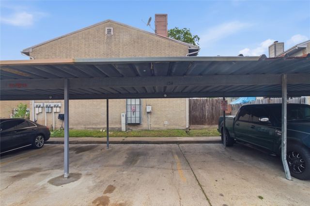 11000 Kinghurst Drive 134, Houston, TX 77099