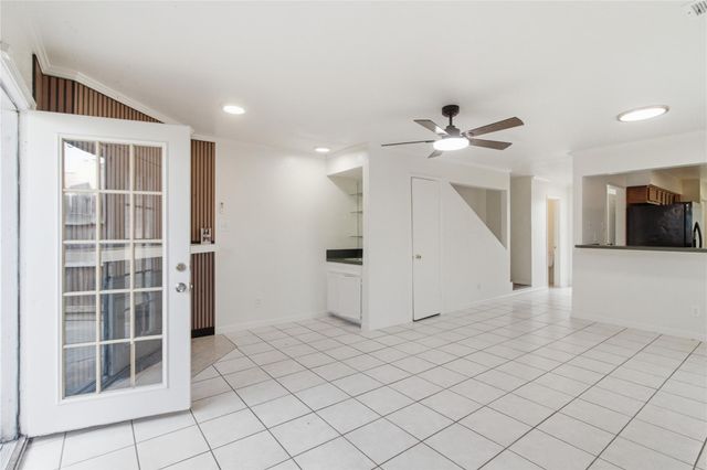 11000 Kinghurst Drive 134, Houston, TX 77099