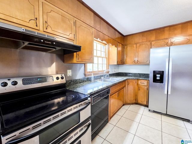 130 TREASURE TRAIL, Gardendale, AL 35071