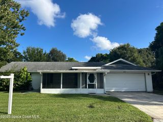 217 Gladiola Road NE, Palm Bay, FL 32907