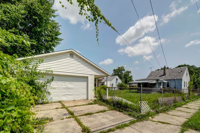 24501 Fern Avenue, Eastpointe City, MI 48021