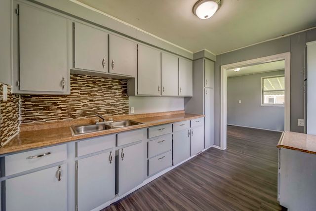 24501 Fern Avenue, Eastpointe City, MI 48021