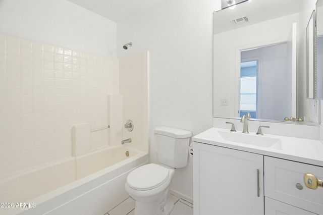 2534 W ROESER Road, Phoenix, AZ 85041