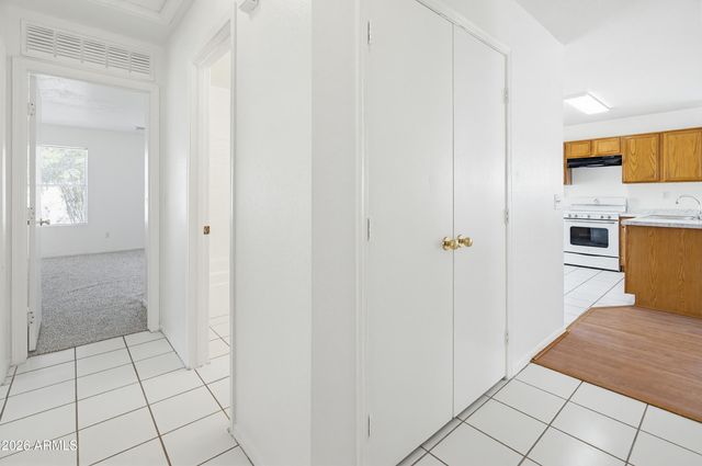 2534 W ROESER Road, Phoenix, AZ 85041