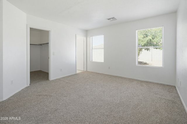 2534 W ROESER Road, Phoenix, AZ 85041