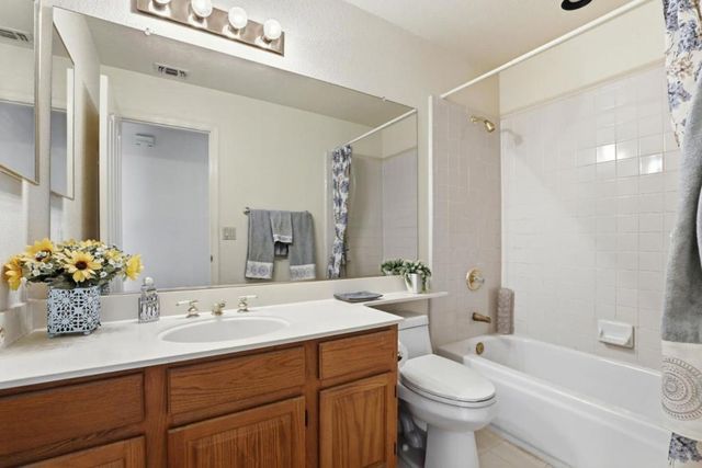 5621 Adobe Road, Rocklin, CA 95765