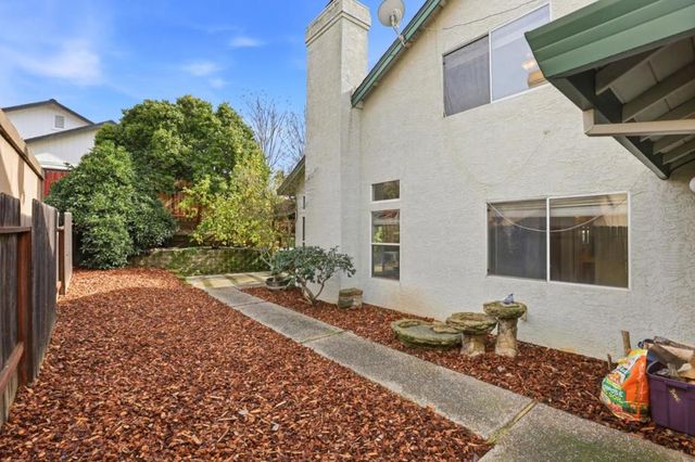 5621 Adobe Road, Rocklin, CA 95765