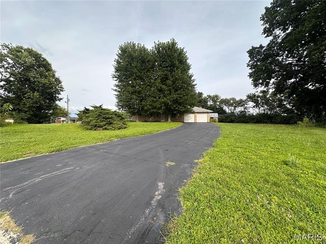 7 Wayne Street, St Charles, MO 63301