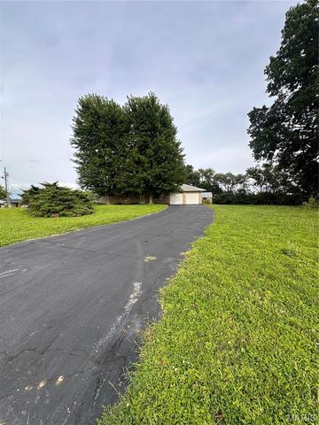 7 Wayne Street, St Charles, MO 63301