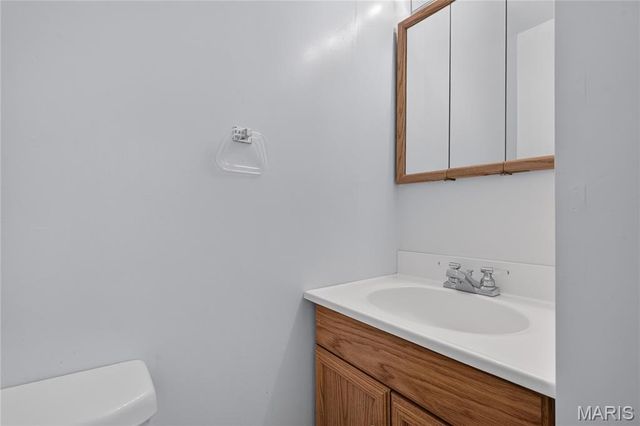 7 Wayne Street, St Charles, MO 63301