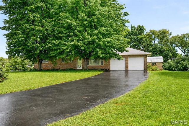 7 Wayne Street, St Charles, MO 63301