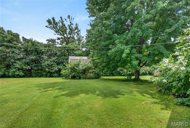 7 Wayne Street, St Charles, MO 63301
