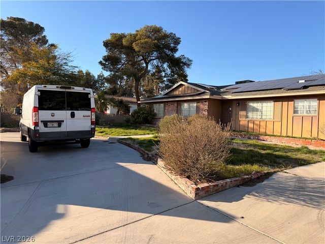 4976 West Lake Mead Boulevard, Las Vegas, NV 89108