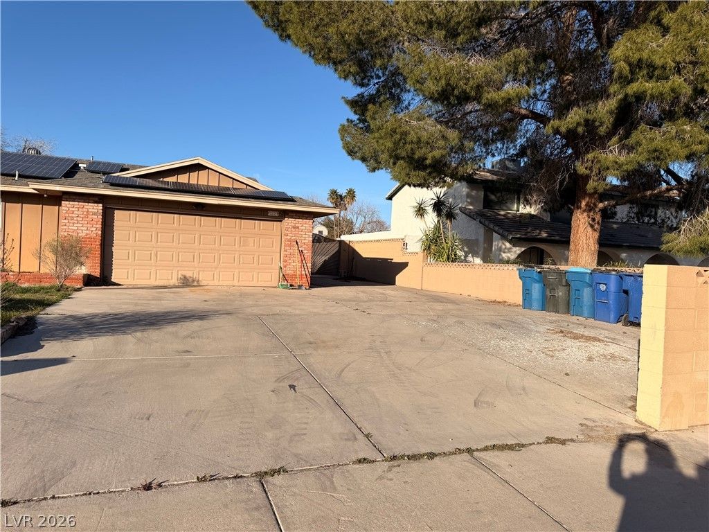 4976 West Lake Mead Boulevard, Las Vegas, NV 89108