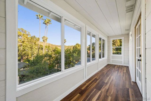 9907 Shadow Hills DR, Sunland, CA 91040