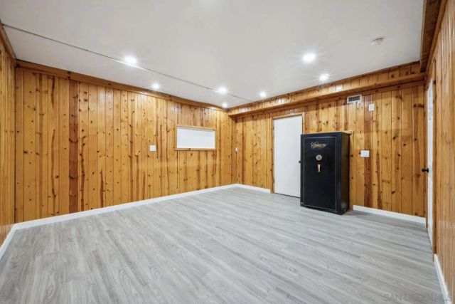 9907 Shadow Hills DR, Sunland, CA 91040