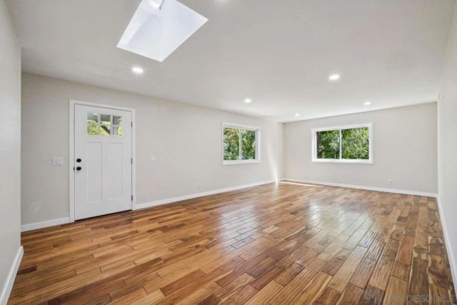 9907 Shadow Hills DR, Sunland, CA 91040