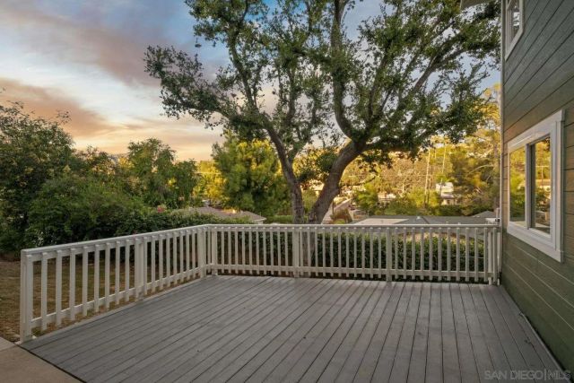 9907 Shadow Hills DR, Sunland, CA 91040