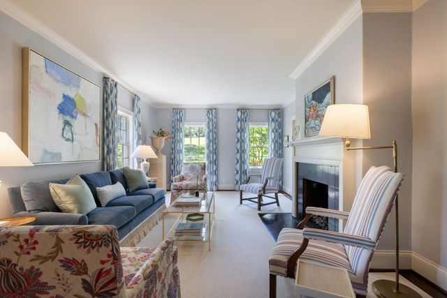 4324 Signal Hill Dr, Nashville, TN 37205