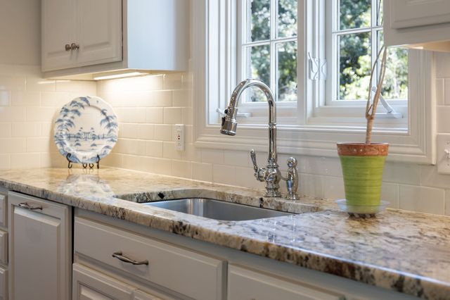 4324 Signal Hill Dr, Nashville, TN 37205