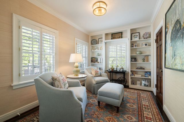 4324 Signal Hill Dr, Nashville, TN 37205