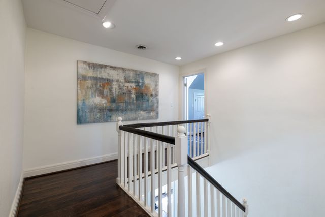 4324 Signal Hill Dr, Nashville, TN 37205