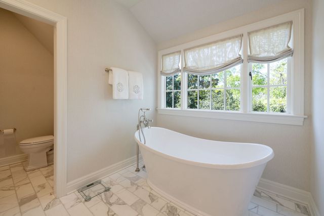 4324 Signal Hill Dr, Nashville, TN 37205