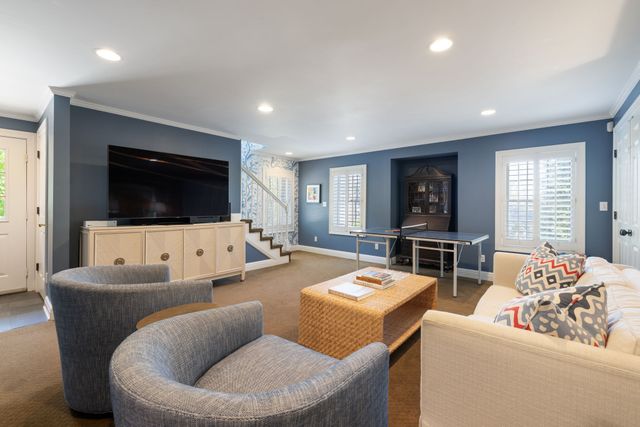 4324 Signal Hill Dr, Nashville, TN 37205