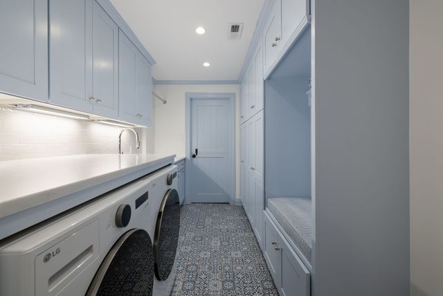 4324 Signal Hill Dr, Nashville, TN 37205