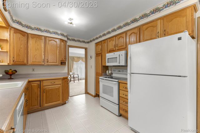 8262 Vine Avenue, Allen Park, MI 48101