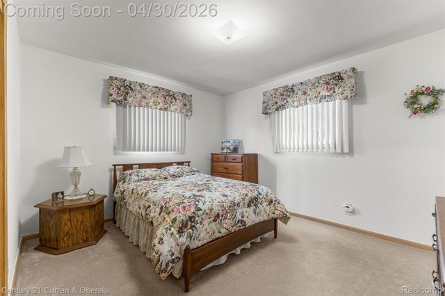 8262 Vine Avenue, Allen Park, MI 48101