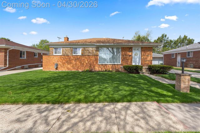 8262 Vine Avenue, Allen Park, MI 48101