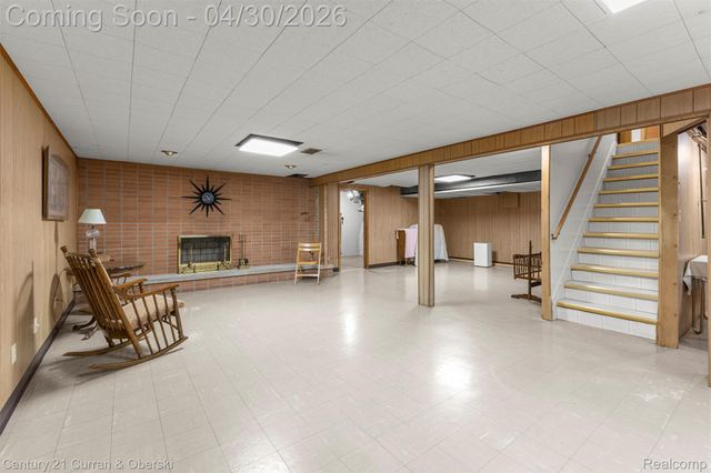 8262 Vine Avenue, Allen Park, MI 48101