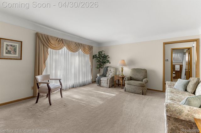 8262 Vine Avenue, Allen Park, MI 48101