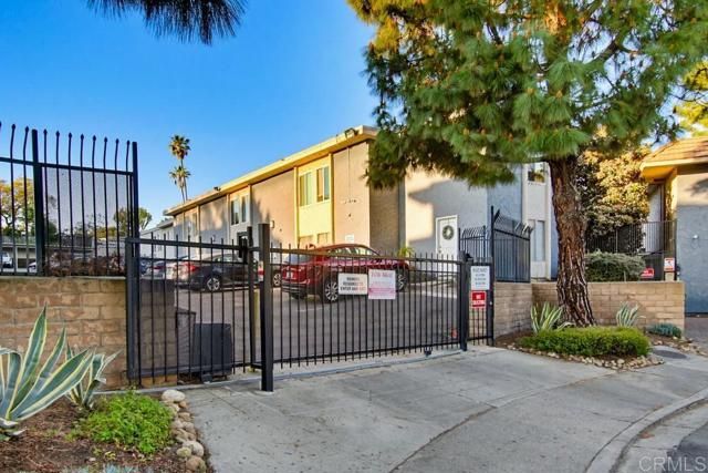 8220 Vincetta Drive 44, La Mesa, CA 91942