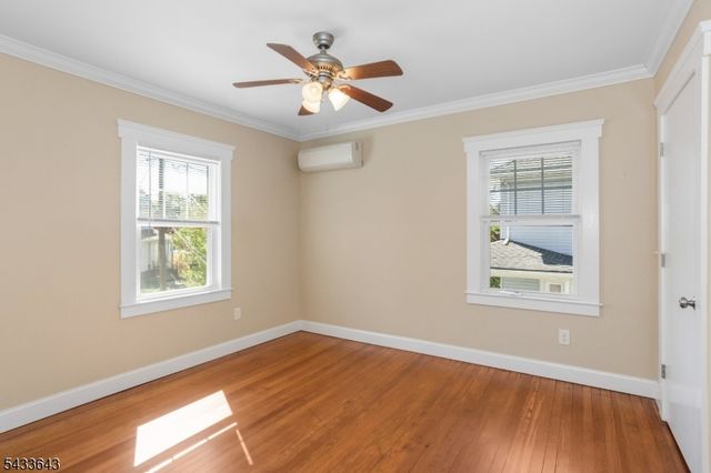 141 Henry St, Hasbrouck Heights Boro, NJ 07604