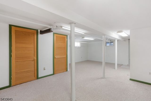 141 Henry St, Hasbrouck Heights Boro, NJ 07604