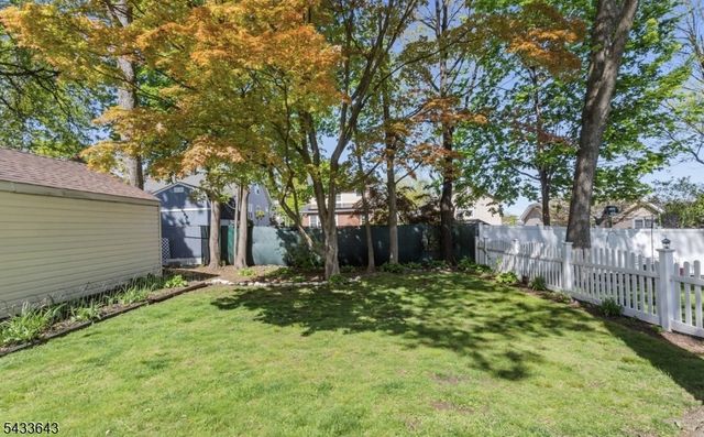 141 Henry St, Hasbrouck Heights Boro, NJ 07604