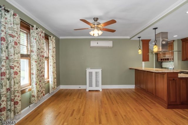 141 Henry St, Hasbrouck Heights Boro, NJ 07604