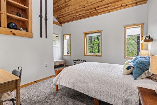 10953 Red Bud Trail, Berrien Springs, MI 49103