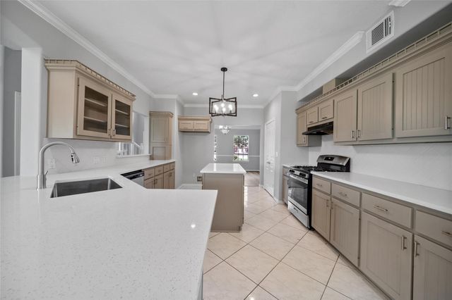 17603 W Fawn River Circle, Spring, TX 77379