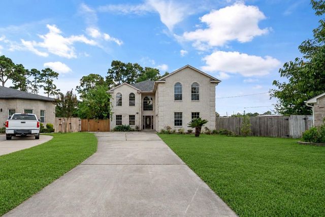 17603 W Fawn River Circle, Spring, TX 77379