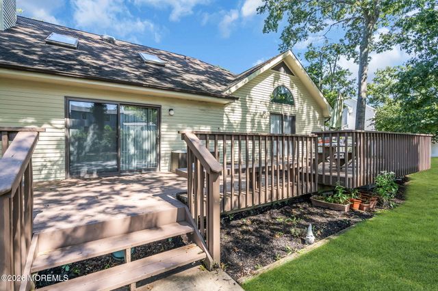 701 Tufts Court, Lanoka Harbor, NJ 08734